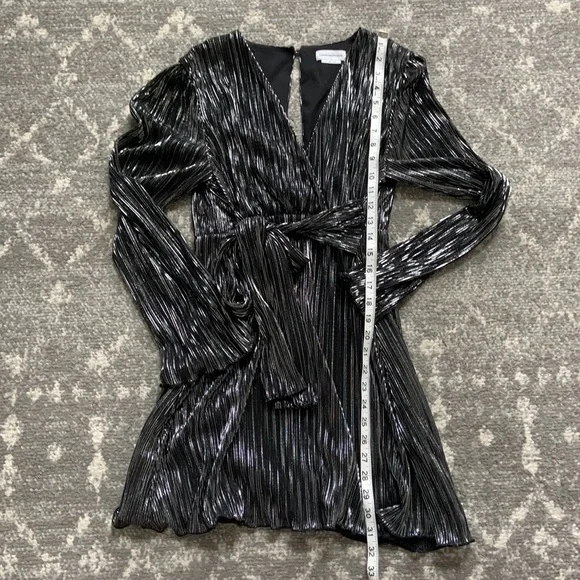 Lovers and Friend Dress - Picture 5 of 9